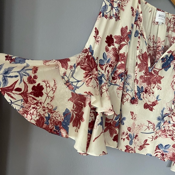 🛑SOLD MISA Los Angeles Leona Floral Ruffle Sleeve Boho Blouse Size XS - Picture 5 of 10